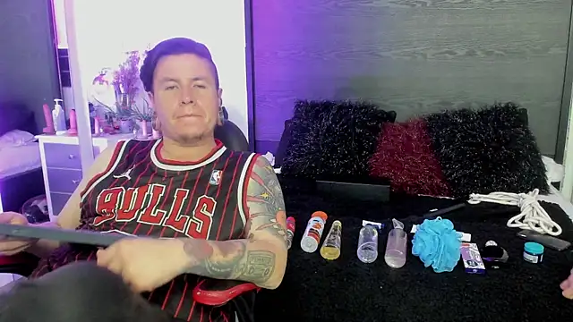 inkedsinners_ live XXX chat