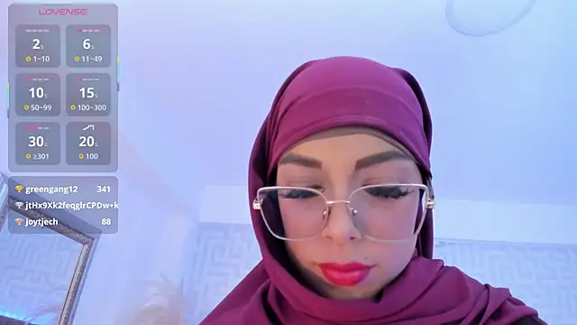 naishaa_ live XXX chat