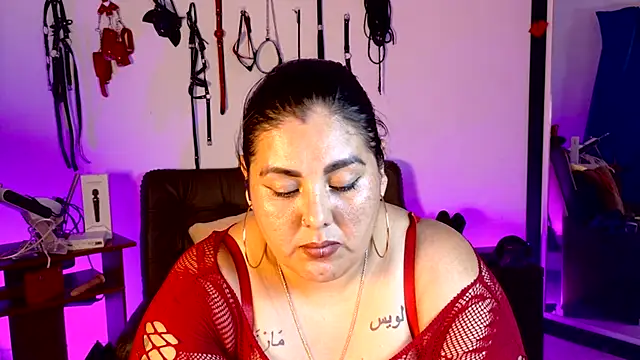 AndreaKinky's Live XXX Chat