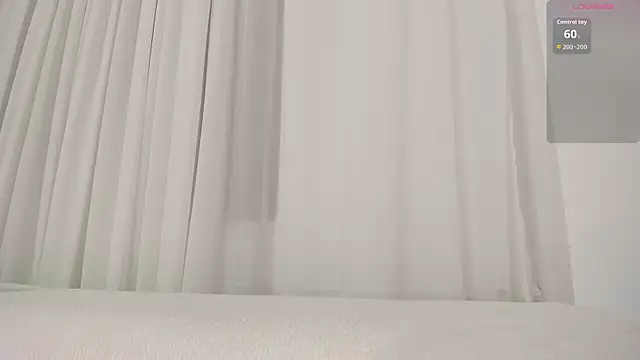 הופעת וובקאם של lissababe1
