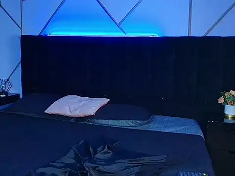 צ'אט XXX בשידור חי של Sophia_Colinns
