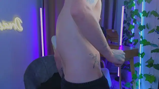 drillfi11 live XXX chat