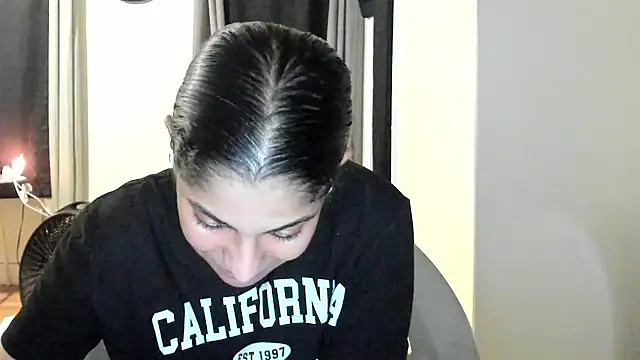 karlatiburcio – Naživo XXX chat