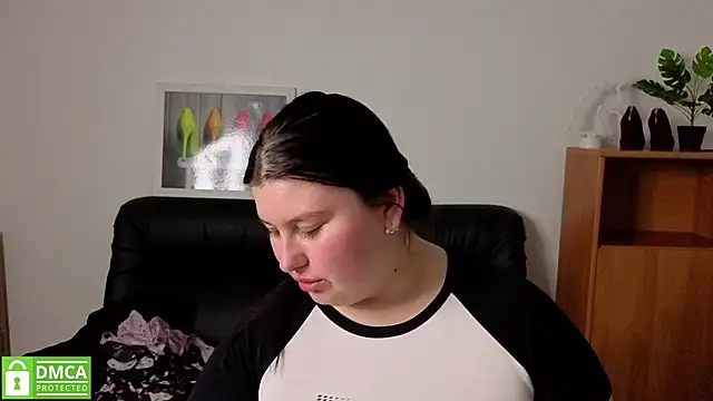 Chat XXX en directo de Katina_deeplou4