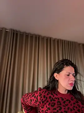 Zandrina Adlı Modelin Canlı XXX Sohbeti