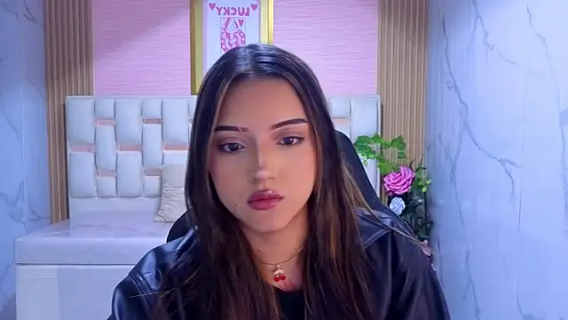 Chat +18 de veronicaa_s ao vivo