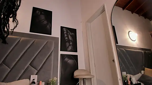 brenda_nova18 élő XXX-chatje