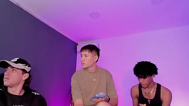Handsomeboyss19 – Live XXX-chat