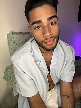 XXX chat uživo modela AlejandroGreco