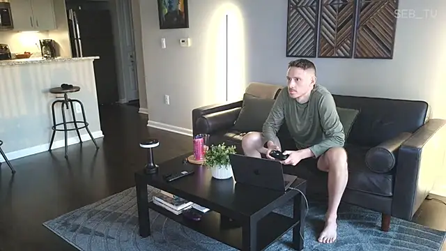 seb_tv élő XXX-chatje