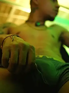 Czat XXX na żywo – AlphaMasterXxx