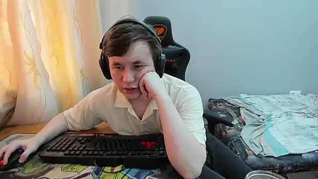 XXX chat uživo modela iliaskrislove