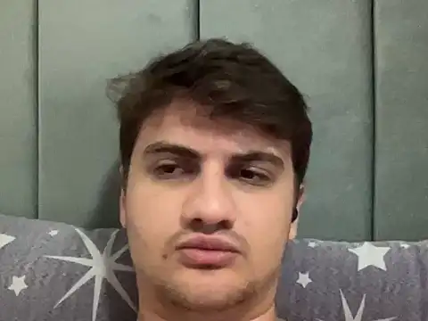 hazel_boy – Naživo XXX chat