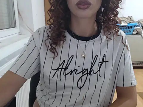 Lilith161 Chat XXX in diretta
