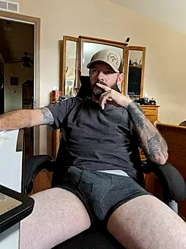 Chat +18 de USMCx ao vivo