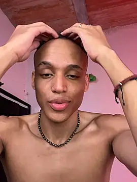 Chat XXX en directo de johnny_zhang