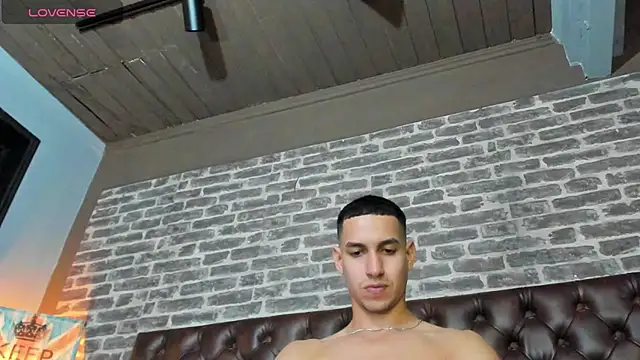 Jamexxx1_'s Webcam Show