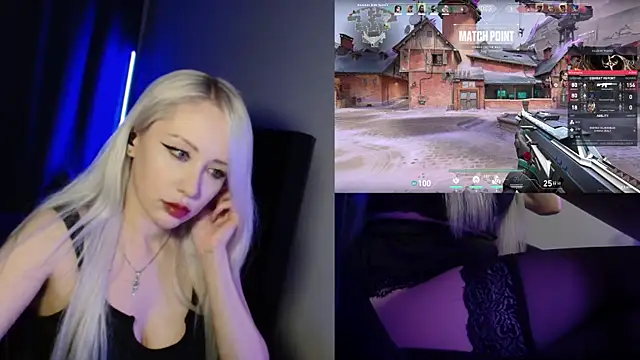 Chat XXX en directo de roxxyrowe