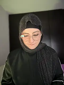 Chat +18 de Badra_Abaid ao vivo