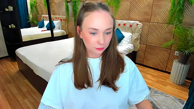 TrueReincarnation Live XXX-Chat