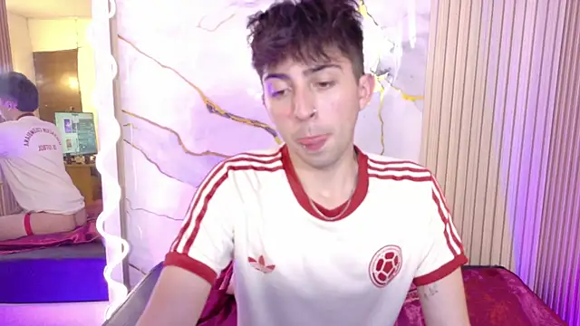 Chat XXX ao vivo de zane_tay