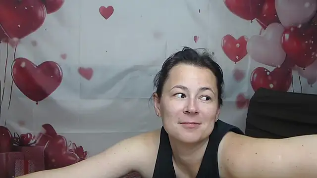 Chat +18 de MarieSho ao vivo