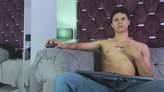 TonyBenedetti Obrolan Langsung XXX