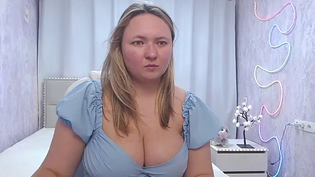 SallyVerda Live XXX-chat