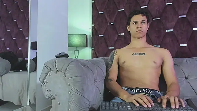 TonyBenedetti Live XXX-Chat