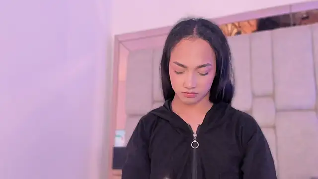 Онлайн чат XXX AriBloom7