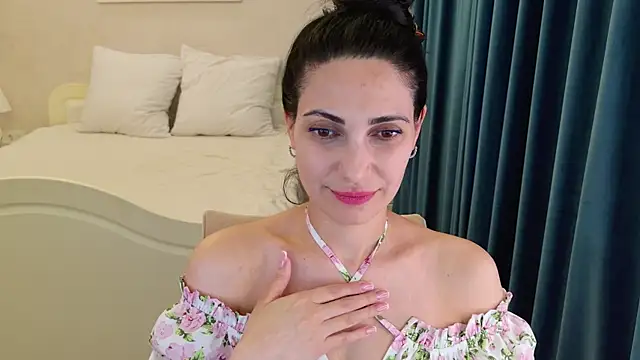 LovelyBeatrice's Live XXX Chat