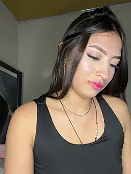 Chat XXX en directo de Itze_Mua