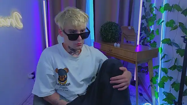 drillfi11 live XXX chat