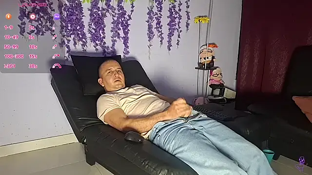 GreisyAndHazzan Chat XXX live