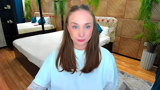 Chat XXX en directo de TrueReincarnation