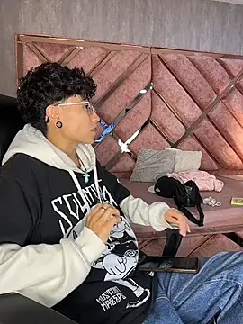 ian_mathias_ Live XXX-Chat