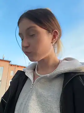 nancy_chancy Adlı Modelin Canlı XXX Sohbeti