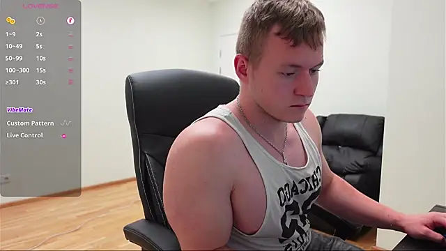 Richard_Dullas Live XXX-chat