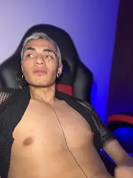 แชท XXX สดของ santikhalifa