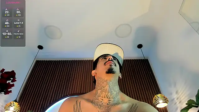 Show modela Donovan_Desmond na web-kameri