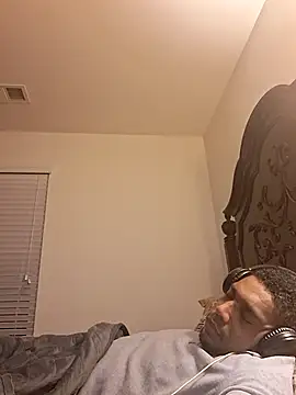 bigboytoy912's Live XXX Chat