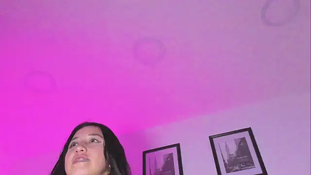 Chatroom XXX en direct de CatalinaSaanz