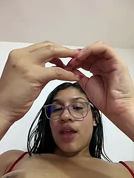 Chat +18 de Danaeluxe ao vivo