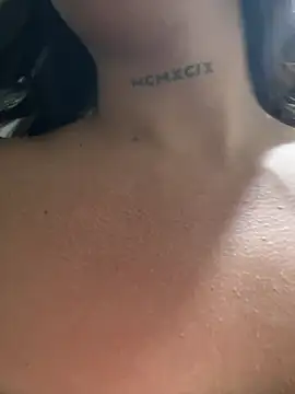 Chatroom XXX en direct de Sweet_vicky_hot