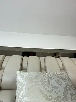 ALISSON_FOXXX1のライブXXXチャット