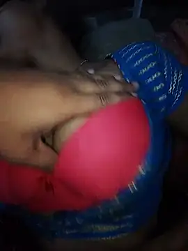 Show modela Bhabhi-Devar- na web-kameri