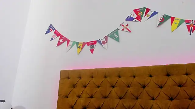 Katty_West Chat XXX live
