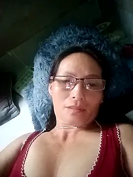 Chat XXX Live Cucci07