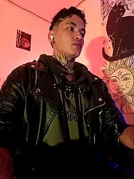 AlecBanne_ Chat XXX live