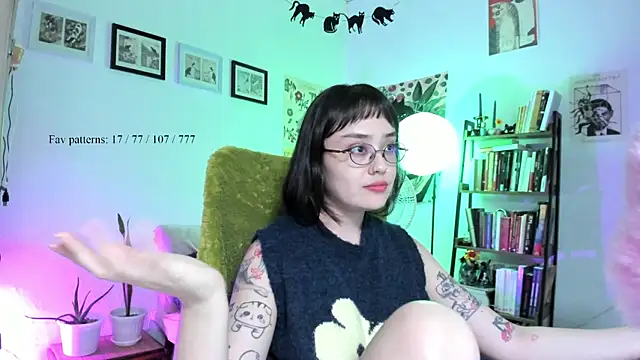 _Insomnia__'s Live XXX Chat